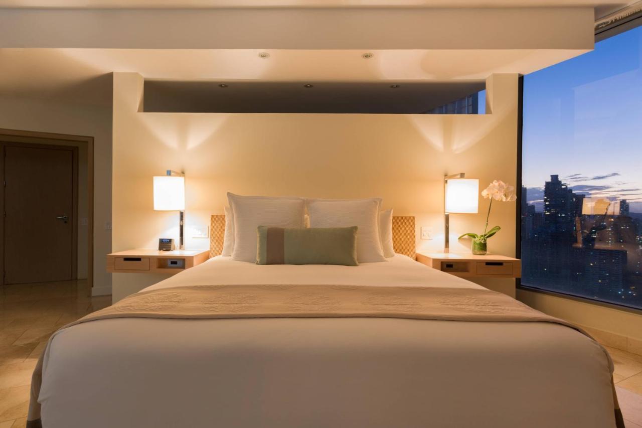 Jw Marriott Panama Hotel Екстериор снимка A bedroom at the Mandarin Oriental, New York